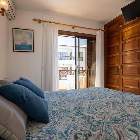 Con 2 Terrazas En Cristianos Appartement